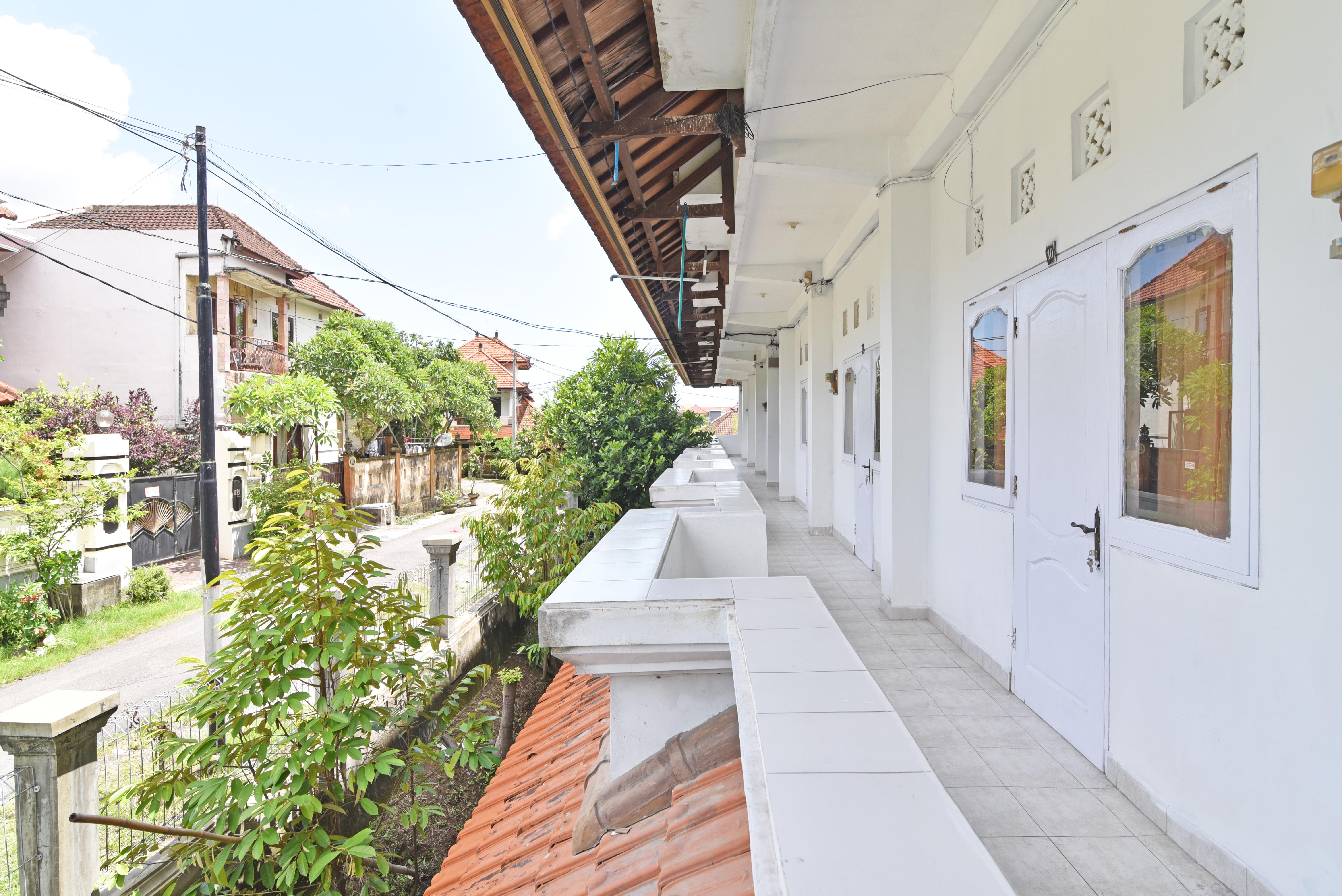 RedDoorz @ Jalan Gatot Subroto Denpasar Hotel Bagian luar foto