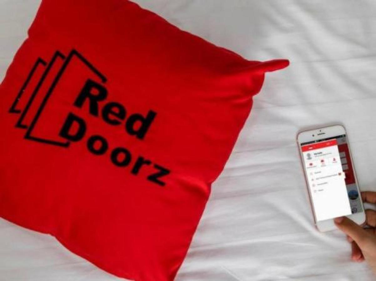 RedDoorz @ Jalan Gatot Subroto Denpasar Hotel Bagian luar foto